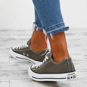 Converse Chuck Taylor Sneakers, Charcoal Grey, Sz 9, EUC